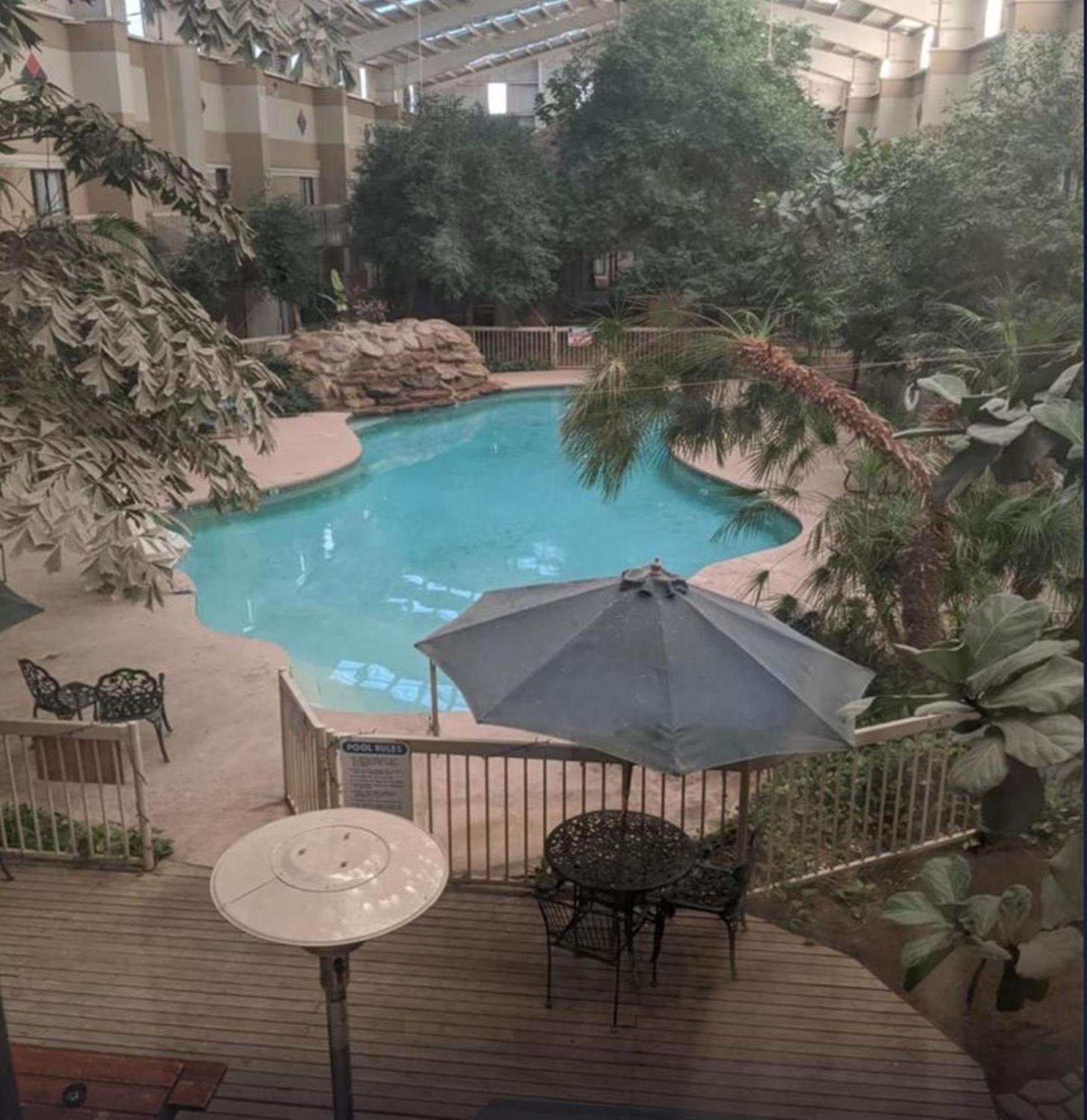 Atrium Inn Fort Stockton Exterior photo